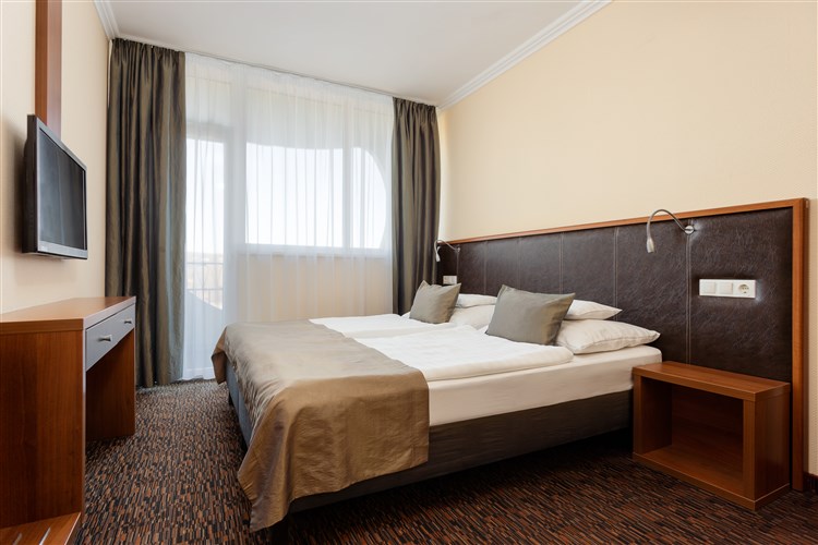 Pokoj Standard | HOTEL EGER & PARK Autobusovou dopravou