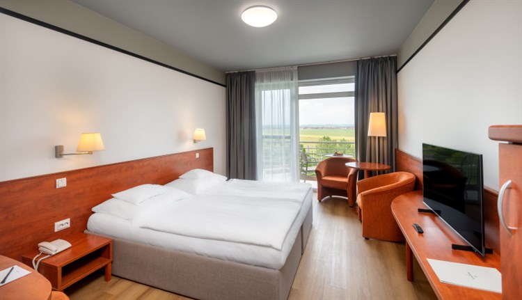 Dvoulůžkový pokoj Superior | HUNGUEST HOTEL BÜK - ZÁPADNÍ KŘÍDLO Autobusovou dopravou