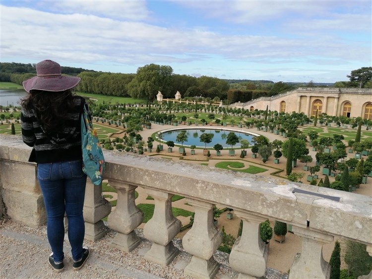 Zahrady Versailles (c) M. Foltýnová | Paříž, dáma na Seině