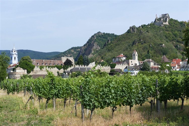 Dürnstein | Lodí po Dunaji a horským vlakem do Alp