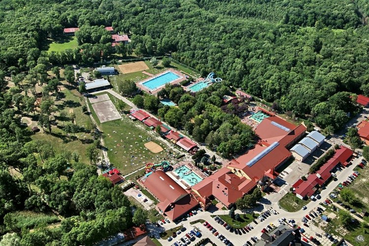 HOTEL THERMAL/AQUA Autobusovou dopravou
